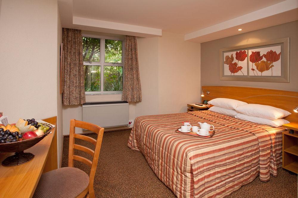 The Elegant Lodge Menlo Park Pretoria-Noord Extérieur photo